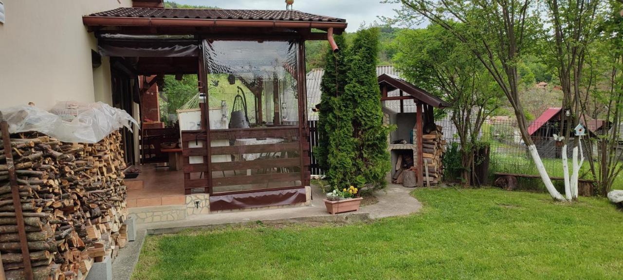 Cottage In Traditional Village Bradulet, Arges County Exterior foto